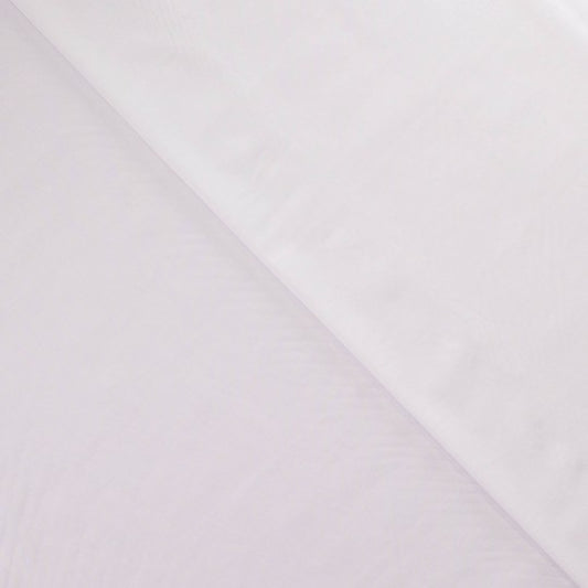 Baumwollbatist – leichter Stoff in Weiß oder Cremeweiß, fein gewebt & glatt, ideal für Kleidung und Futterstoffe.