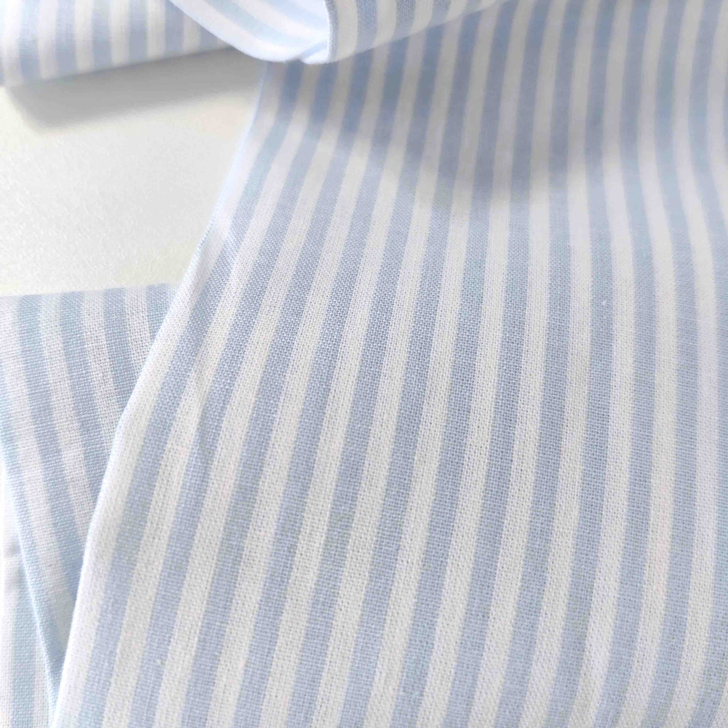 Baumwollstoff Streifen blau weiß