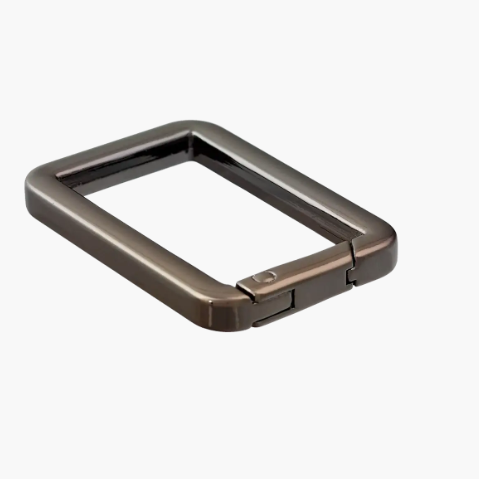 Karabiner Quadrat schwarz (titan)