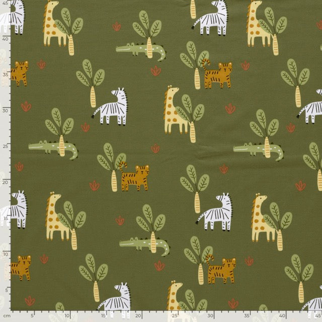 Baumwolljersey mit Safari-Tieren auf olivgrünem Hintergrund mit Zebra, Giraffe, Tiger und Krokodil.