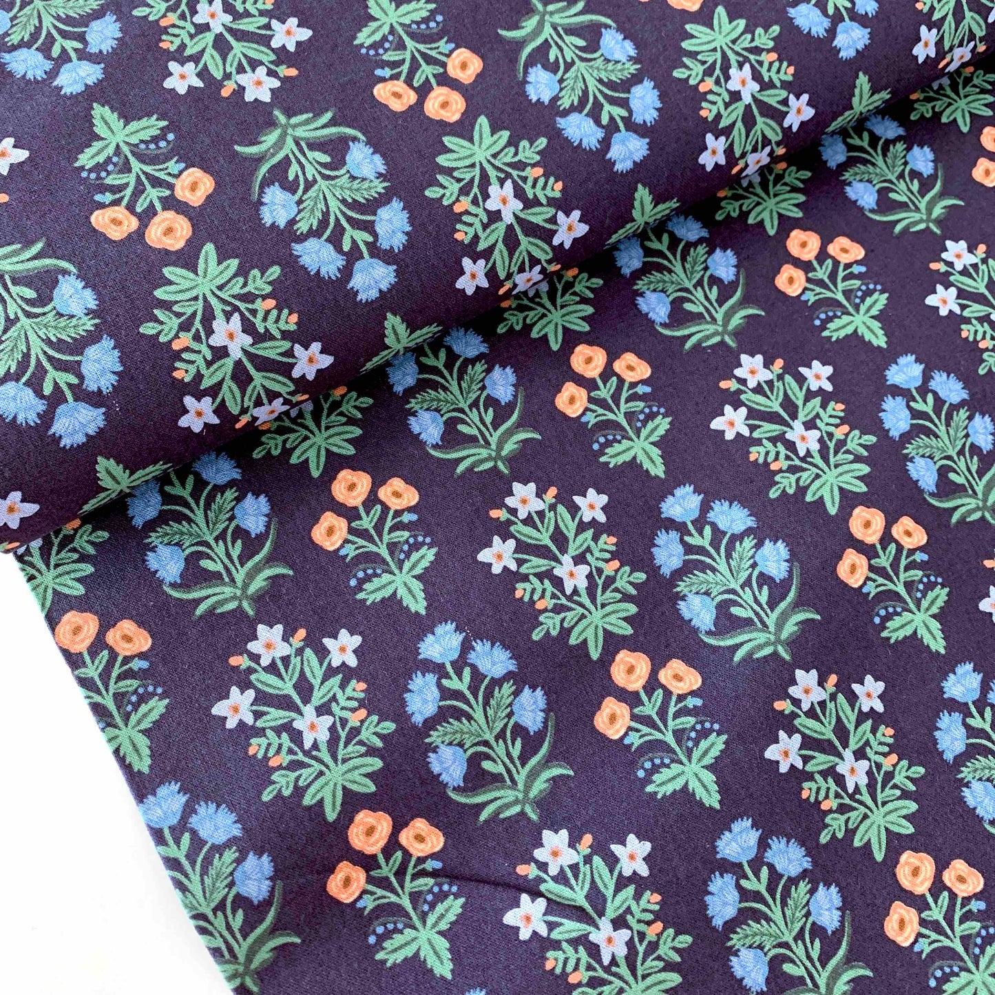 Camont Canvas Flowers Menagerie Mugal