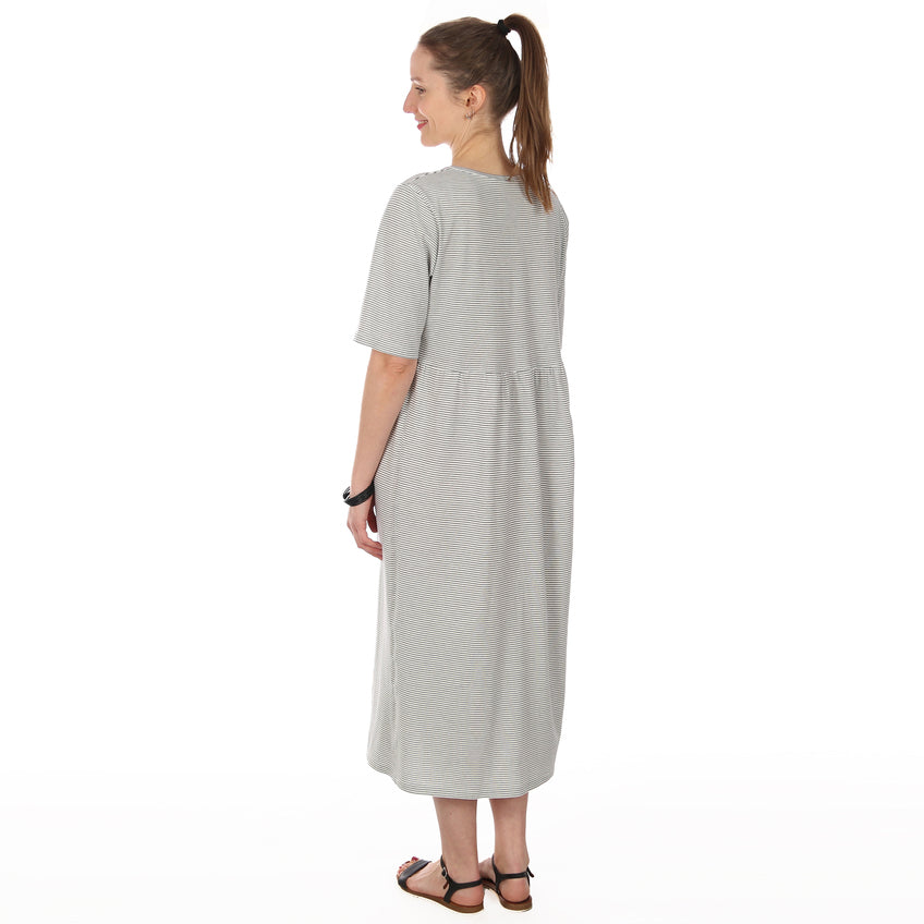 Schnittmuster T-Shirtkleid mit gekräuseltem Rockteil Frau Carol