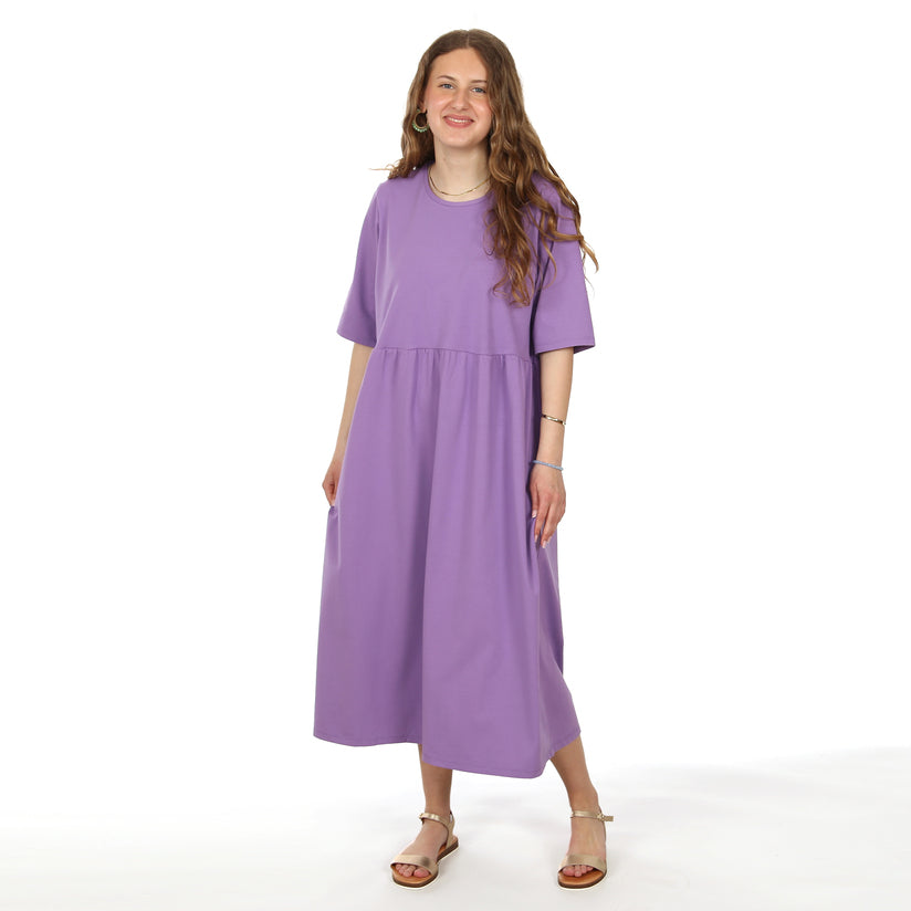 Schnittmuster T-Shirtkleid mit gekräuseltem Rockteil Frau Carol
