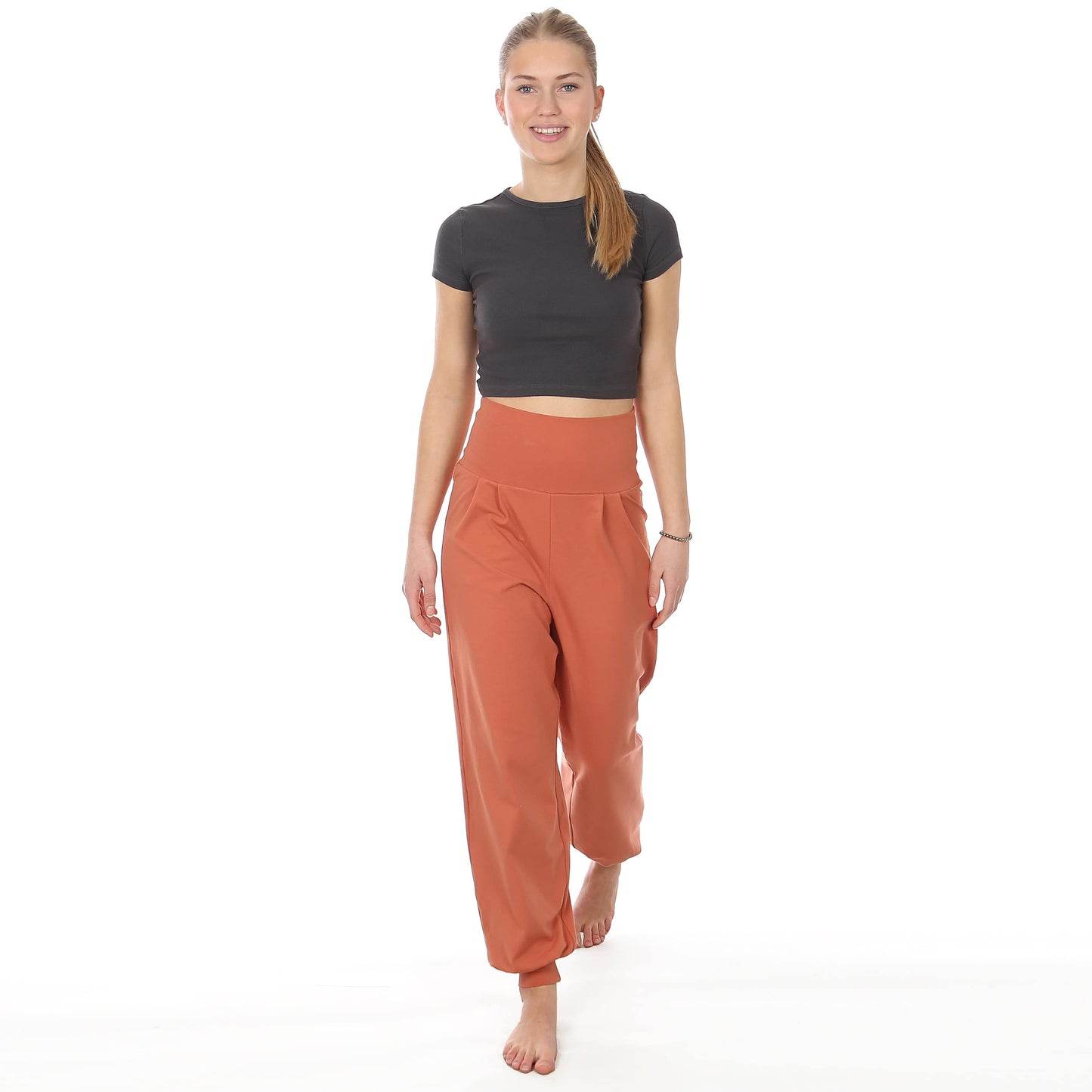 Schnittmuster Yogahose Frau Geli
