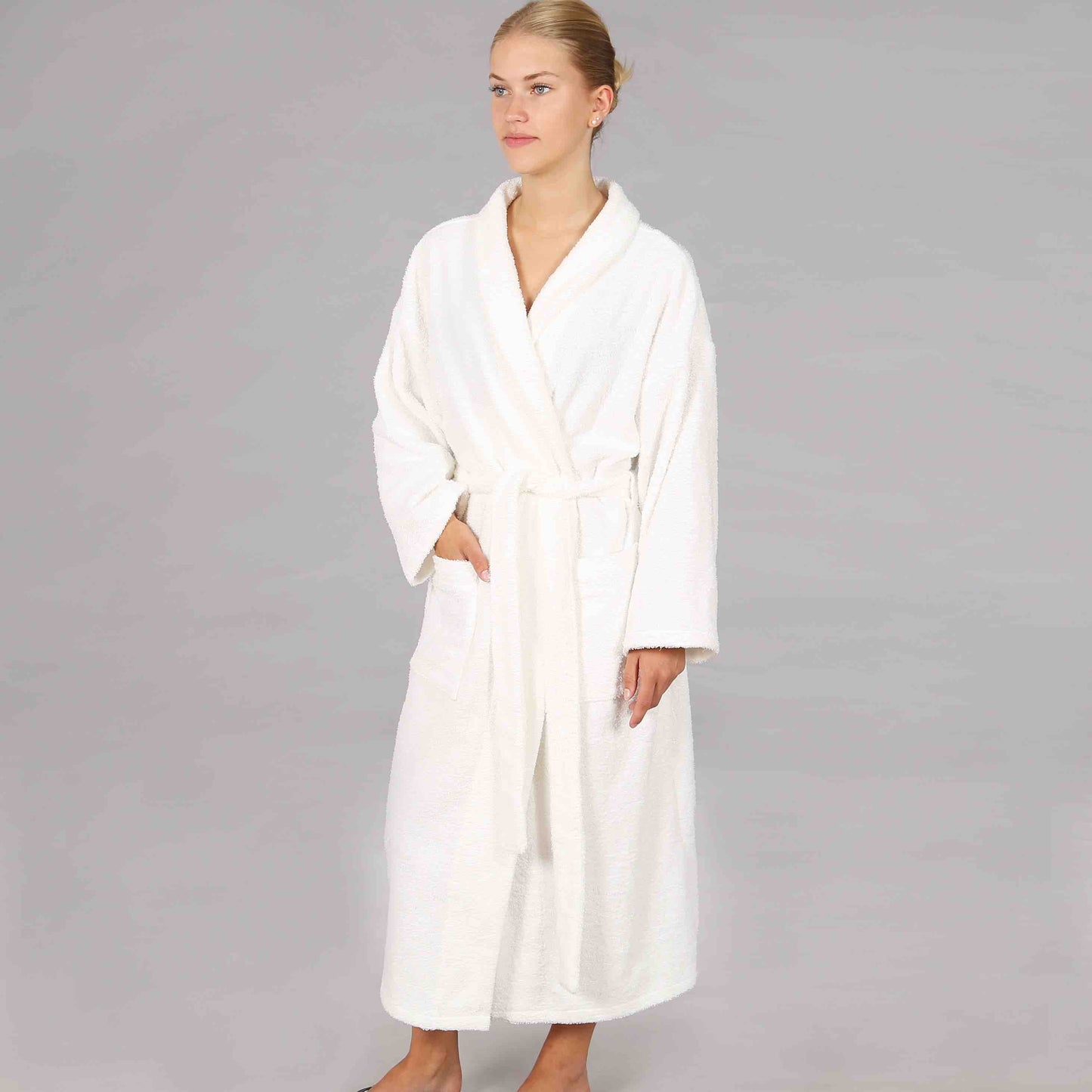 FRAU MAITE Bademantel | Papierschnitt