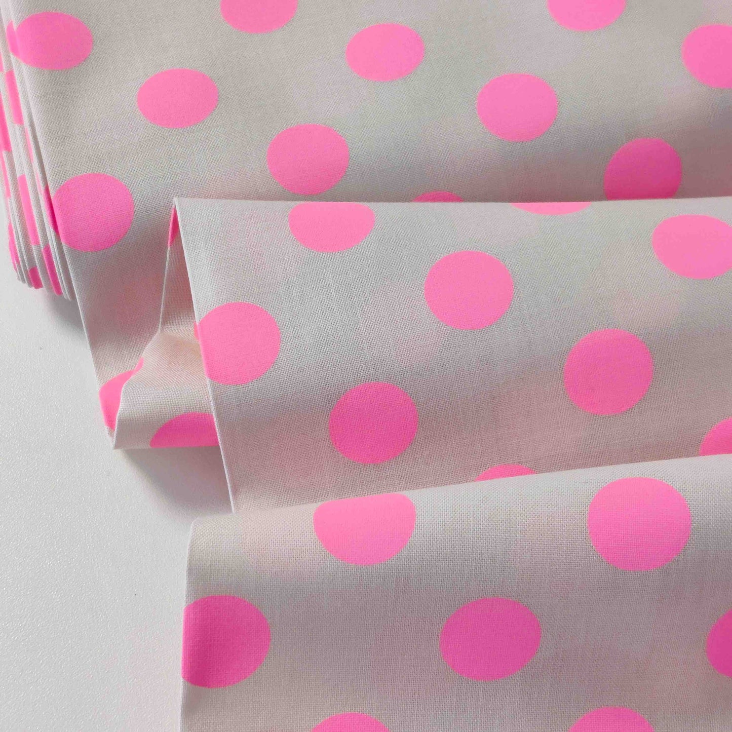 Baumwollstoff Tula Pink Punkte Neon Pink
