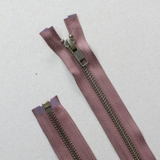 Teilbarer Reißverschluss metall altrosa