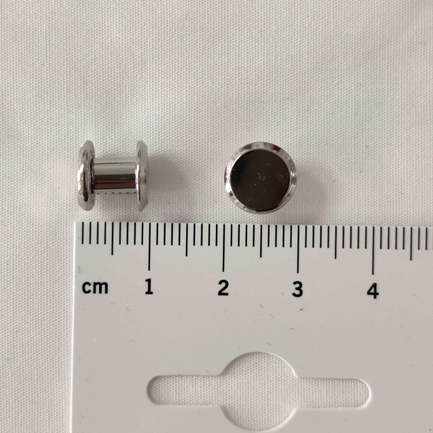 Buchschraube 10 mm