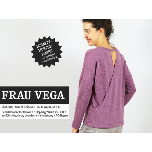 Studio Schnittreif Pulli Frau Vega