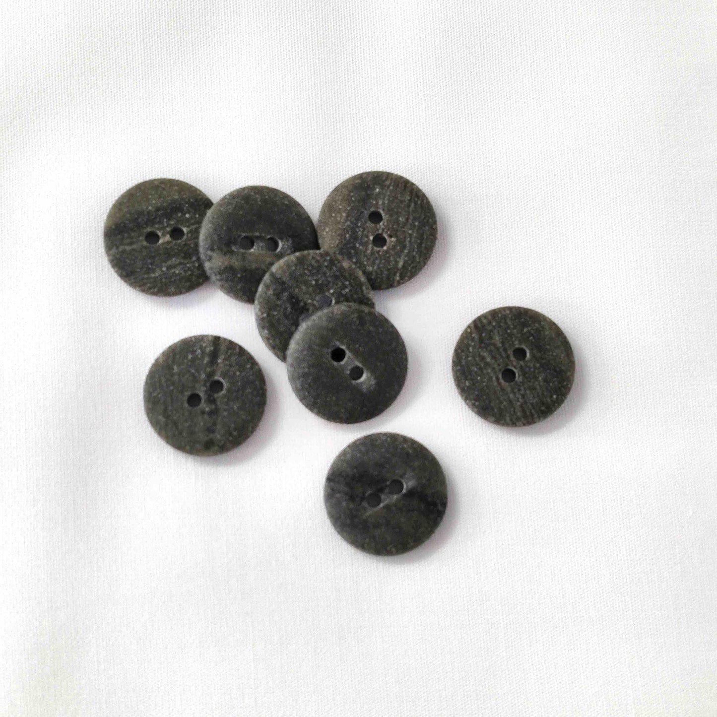 2-Loch Knopf 15mm waldgrün