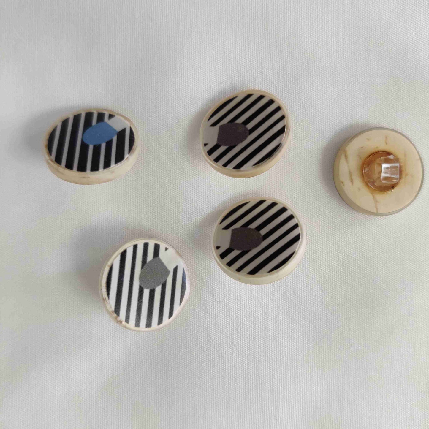 Knopf Streichholz JK