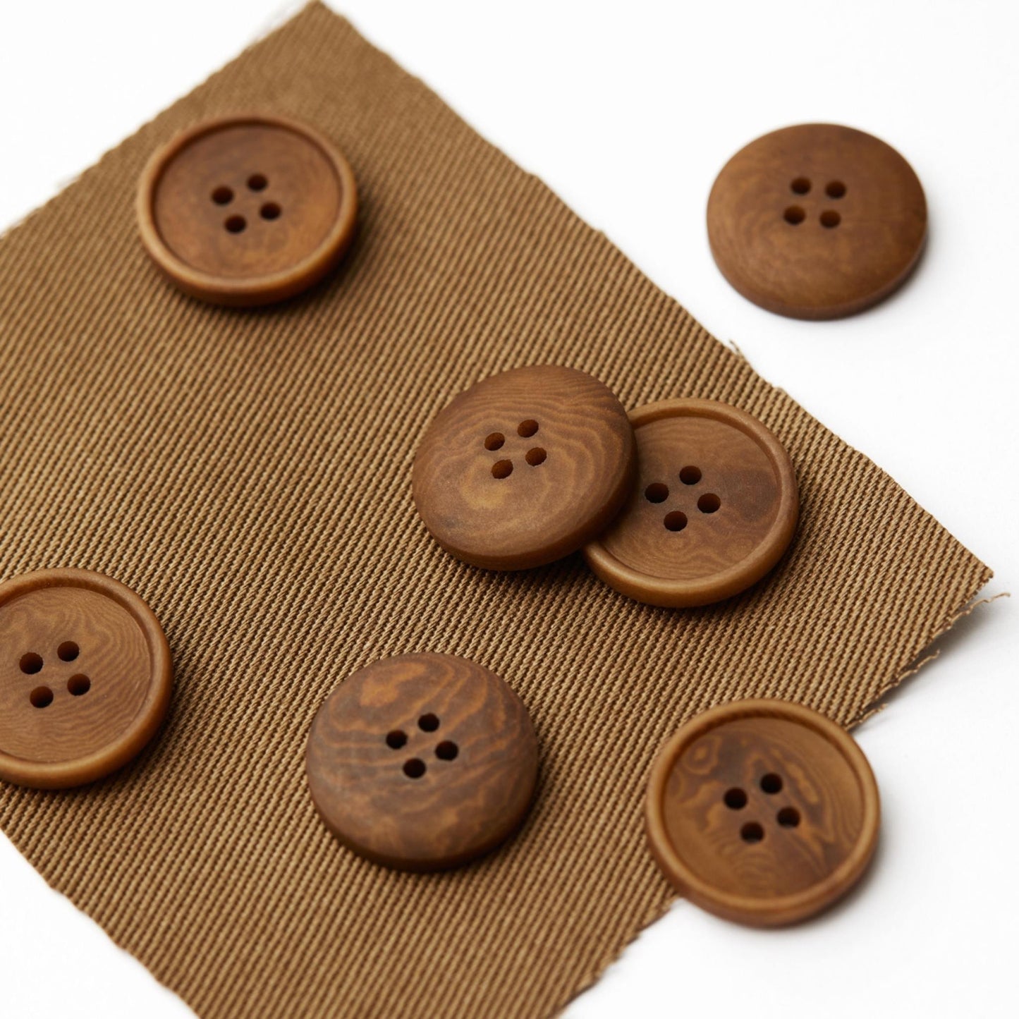 Mind the Maker Corozo Knöpfe Blaze Camel