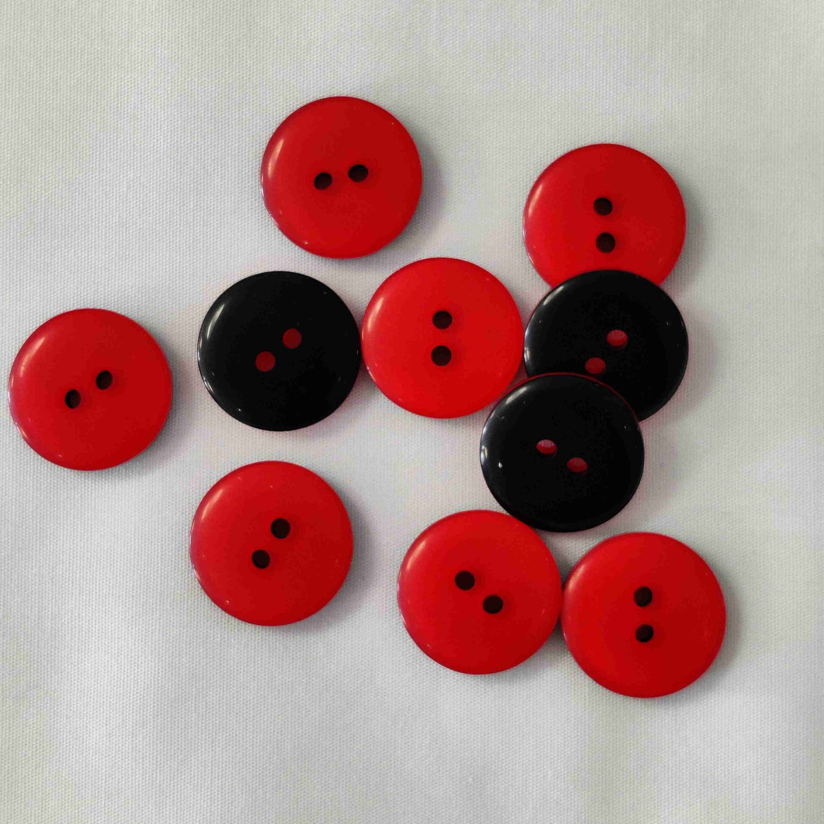 Polyesterknopf 2 Loch 18 mm Prym