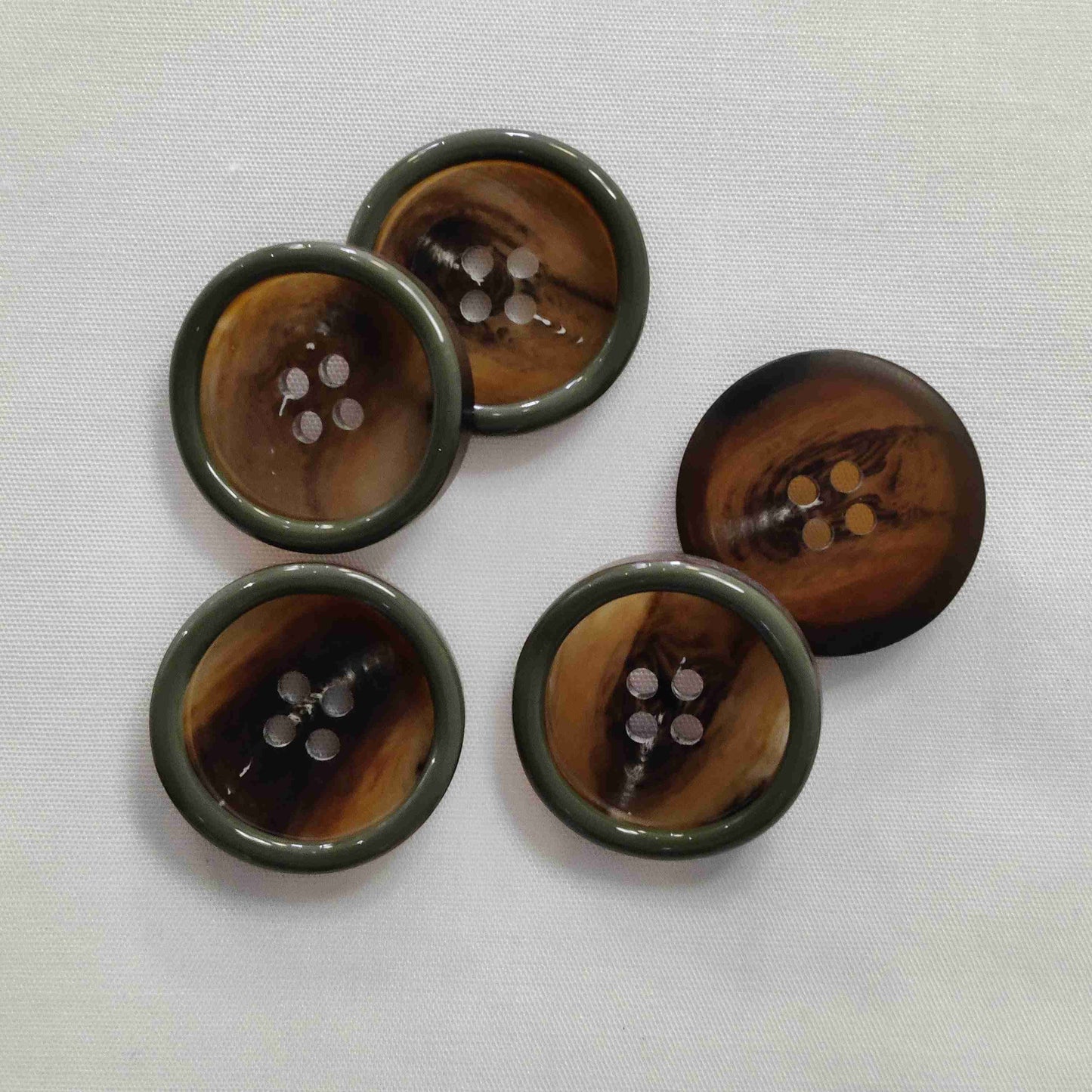 Polyesterknopf 4 Loch 18mm Prym