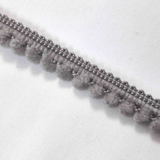 Mini Pomponborte grau