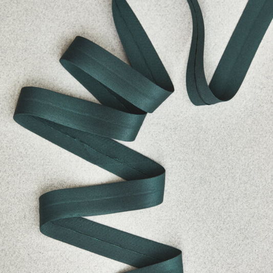 mind the MAKER Schrägband Polyester Thelma Quilt bottle green