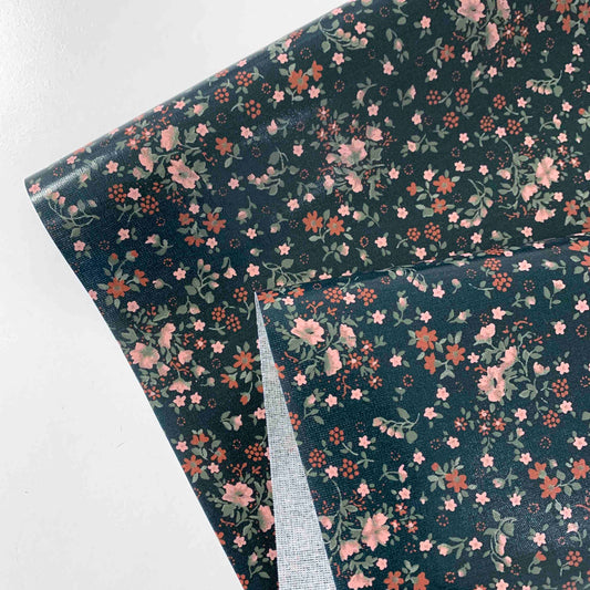 AU Maison Wachstuch Loving Liberty