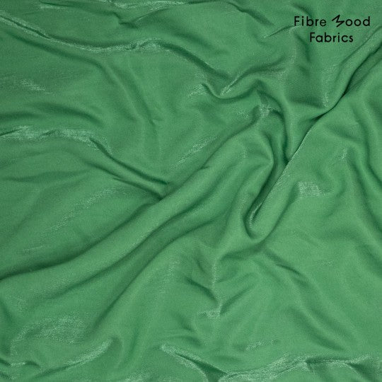 Leuchtend grüne Shiny Viskose aus der Fibre Mood Kollektion mit feinem, edlem Glanz. FM792420-715