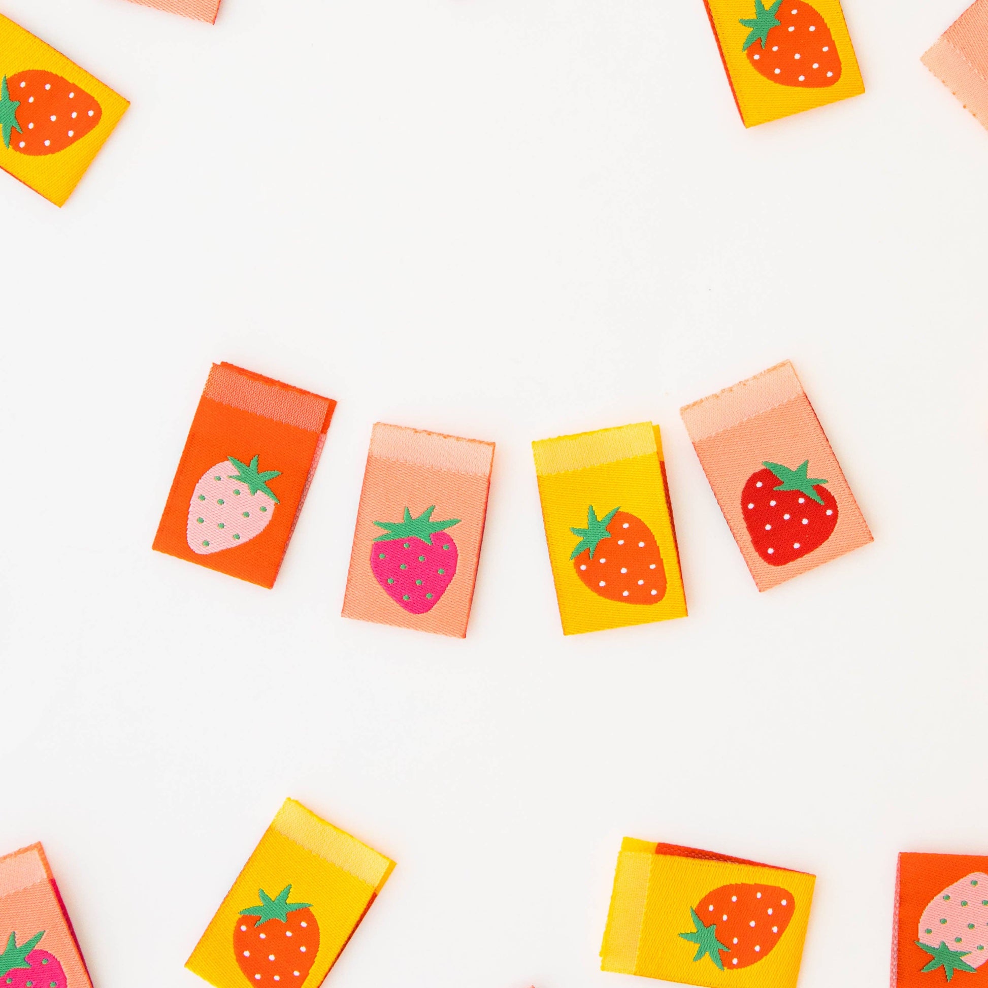 Erdbeer-Webetiketten Multipack von Sarah Hearts