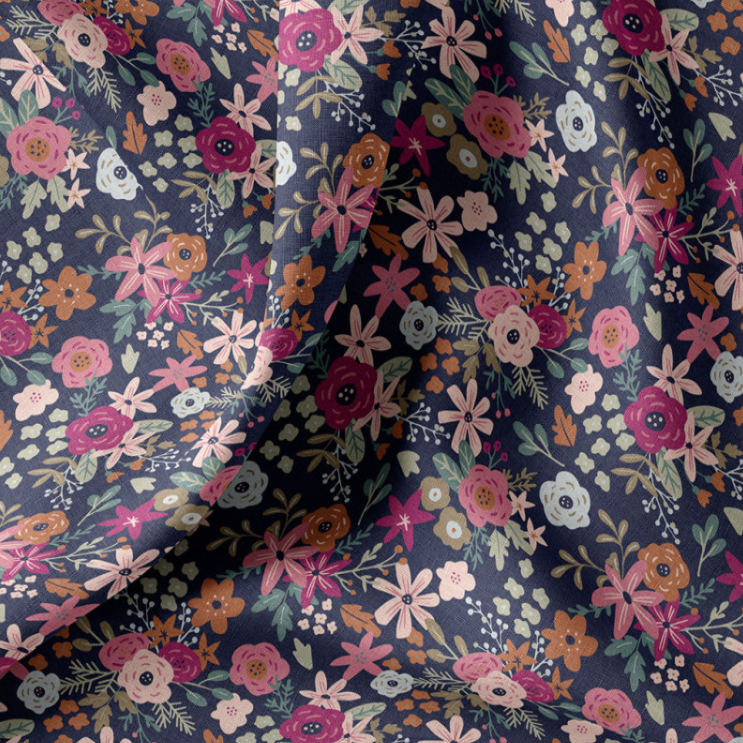 Wasserabweisende beschichtete Baumwolle mit Blümchen auf dunkelblauem Hintergrund