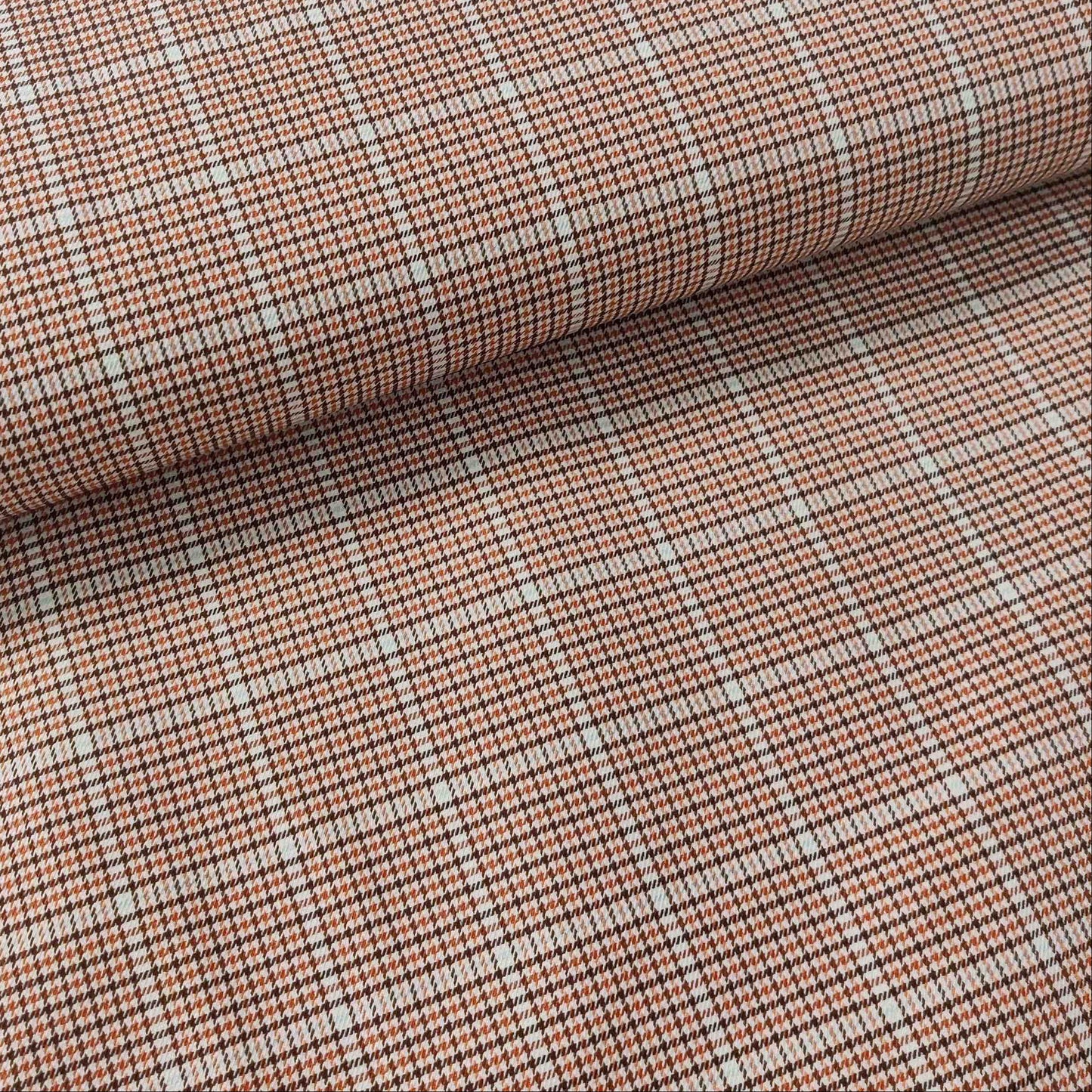 Garngefärbter Bengaline mit Karomuster aus der Fibre Mood – Viskose-Polyester-Stretch mit edlem Fall