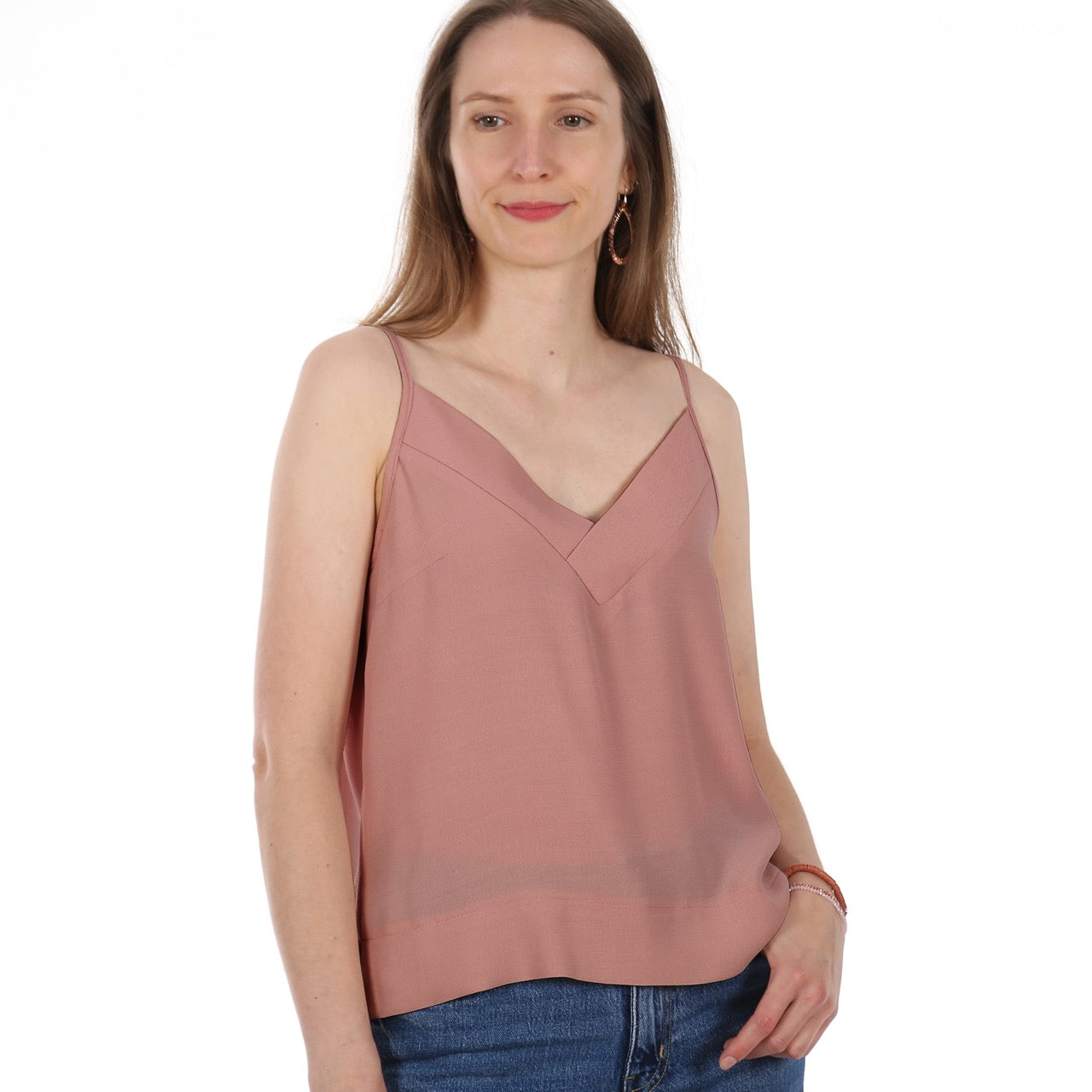 Papierschnittmuster für ein Top mit überkreuzten Blenden in Größe XS-XXL von studio Schnittreif