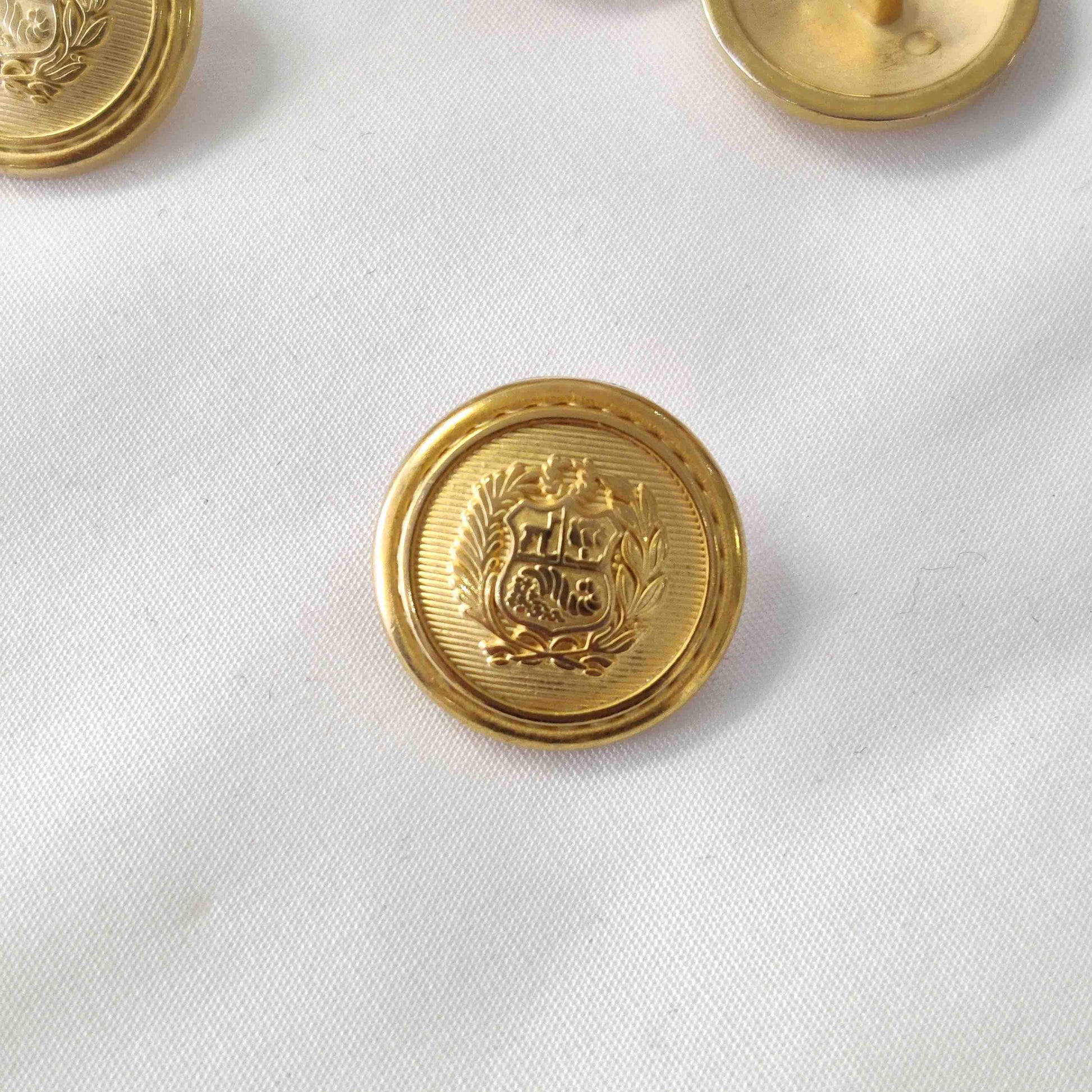 Goldknopf mit Kranz und Wappen 20 mm