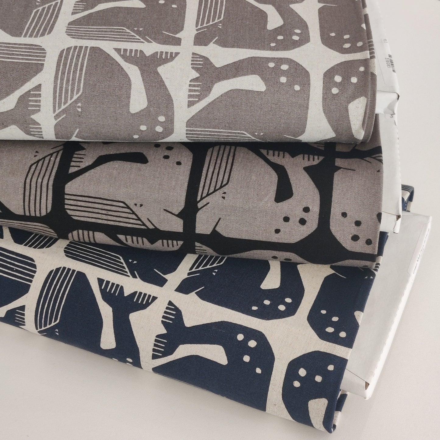 Grumpy Whale Canvas von Loes van Oosten