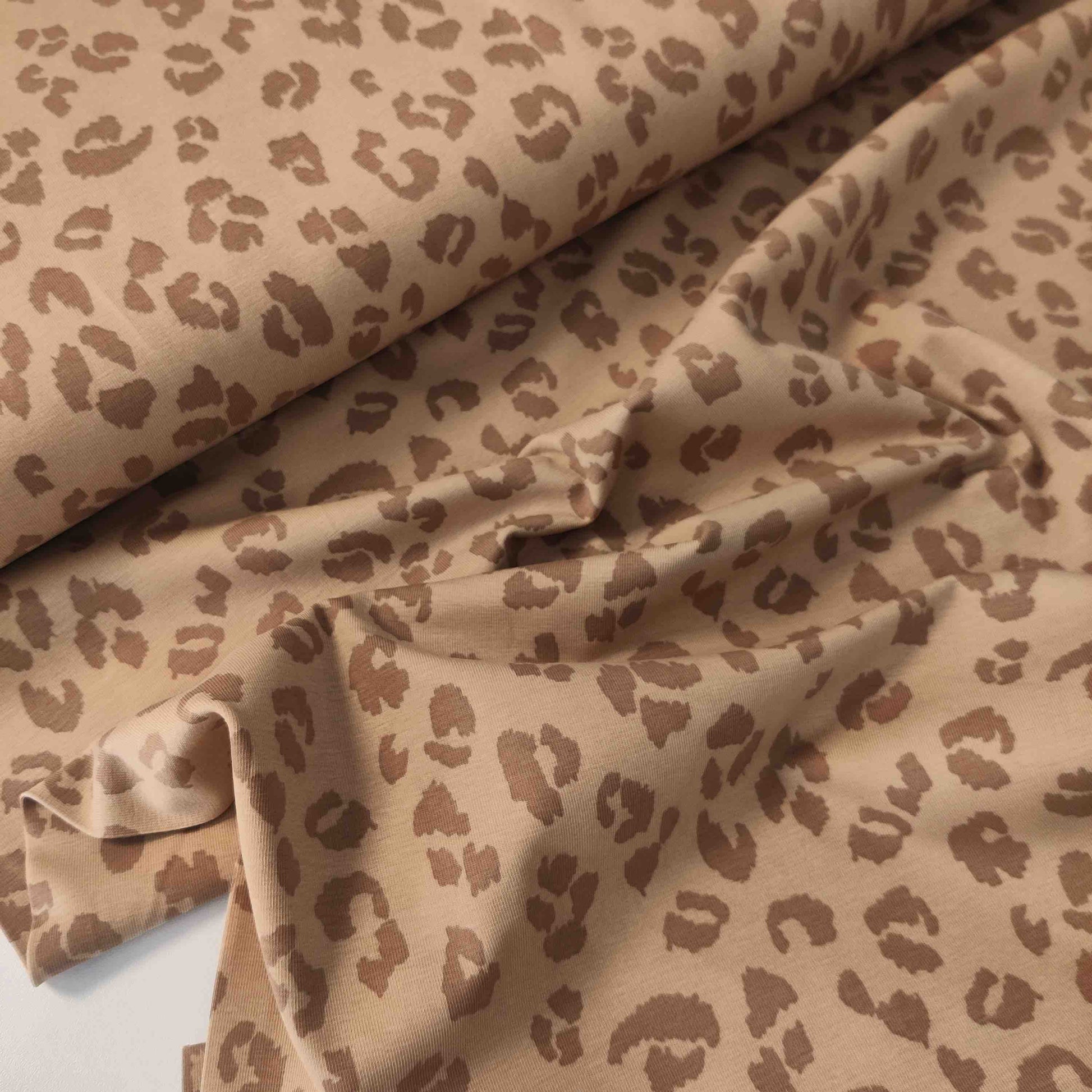 Jerseystoff vom Meter mit Leomuster