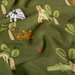 Baumwolljersey mit Safari-Tieren auf olivgrünem Hintergrund mit Zebra, Giraffe, Tiger und Krokodil.