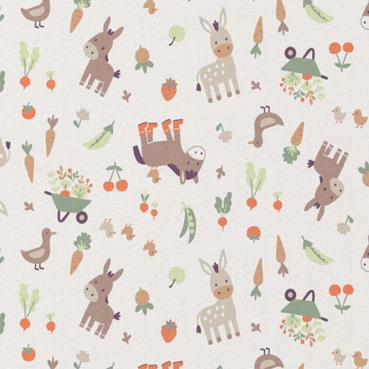 Baumwollstoff mit Esel, Schubkarre und Karotten-Motiven