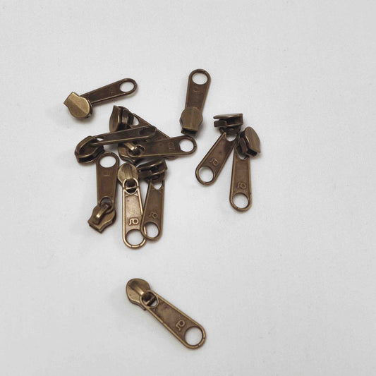 Standardschieber für Endlosreißverschluss 4,2 mm in Altmessing