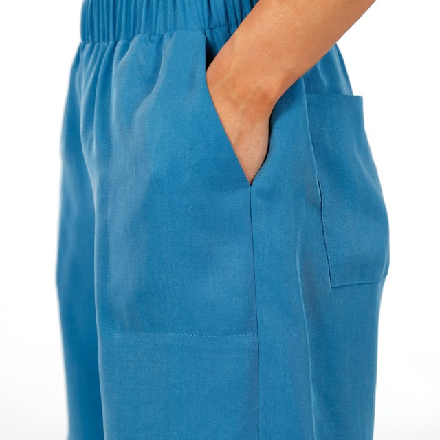 Papierschnittmuster für eine kurze Hose für Damen in XS-XXL