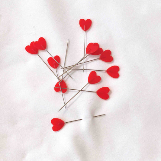 Stecknadeln mit Herzkopf von VENO – 50 Stück in praktischer Aufbewahrungsbox