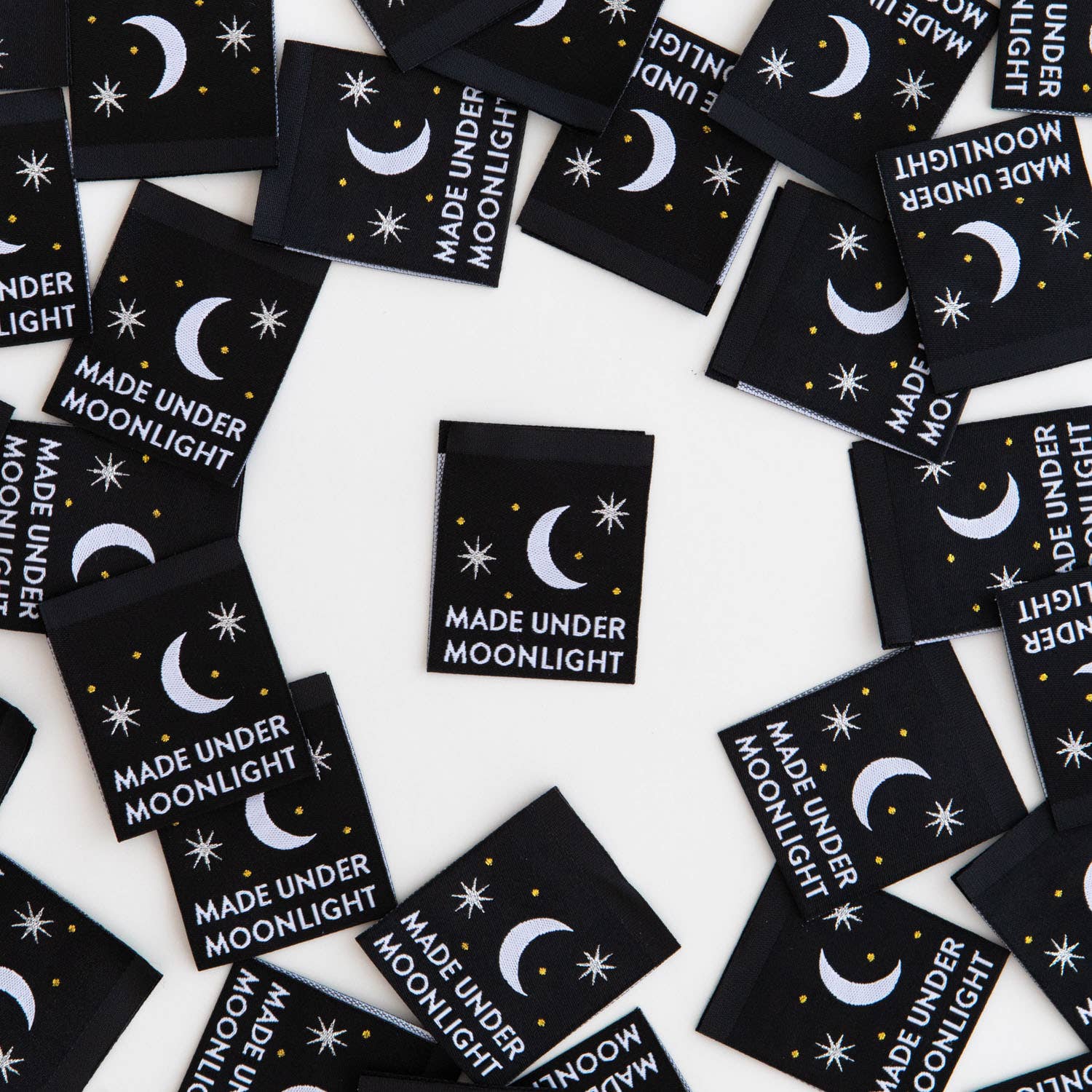 „Made Under Moonlight“ Etiketten von Sarah Hearts