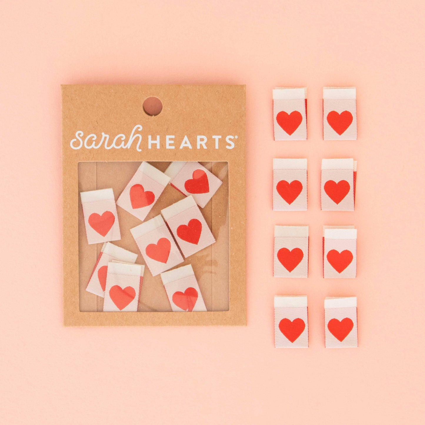 Webetiketten mit rotem Herz von Sarah Hearts
