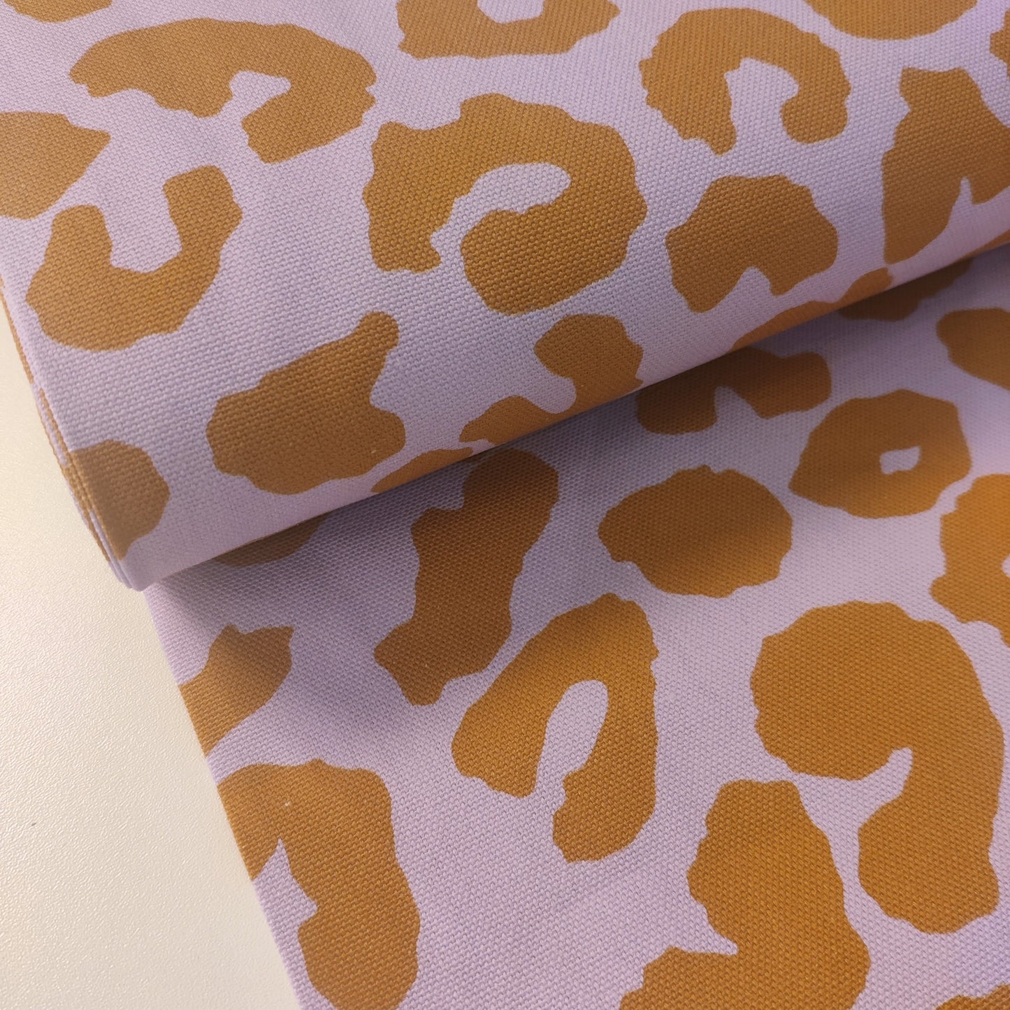 Canvas Leo-Muster