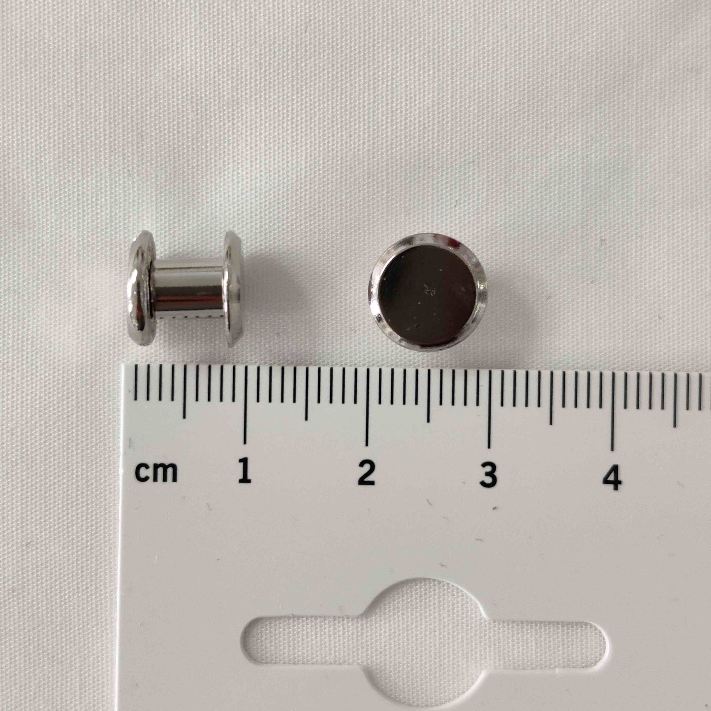Buchschraube 6 mm