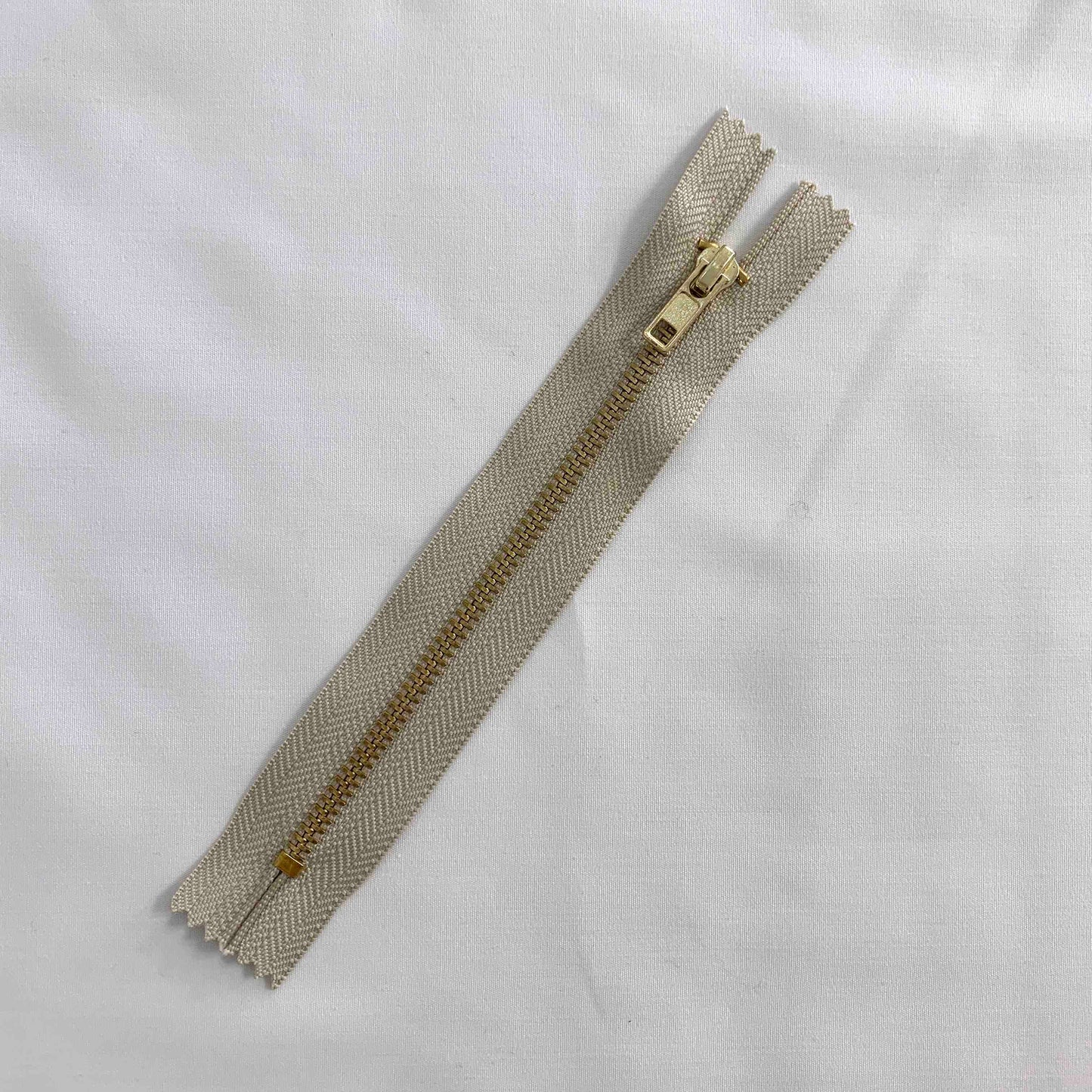 14 cm Reißverschluss metall messing creme